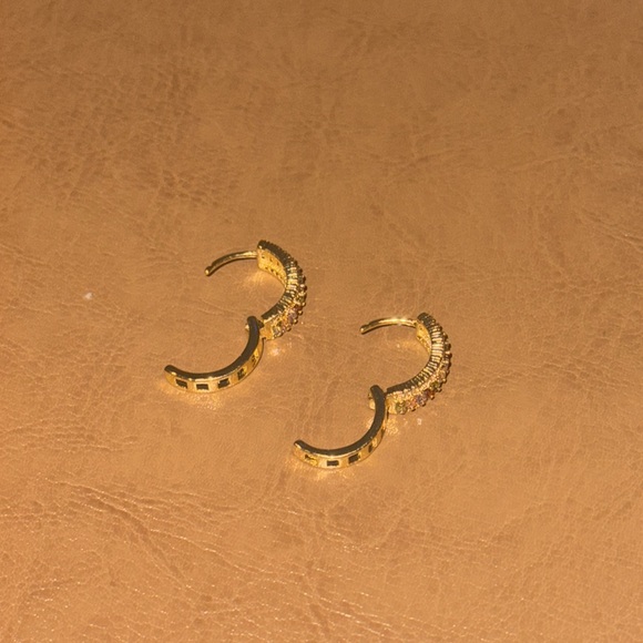 Beautiful Multi-Color Mini Hoops - Picture 5 of 6